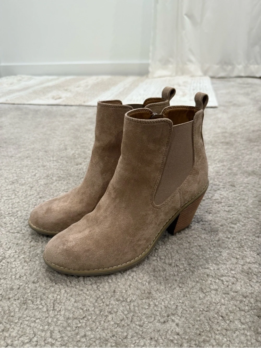 Eurosoft Suede Ankle Booties in Taupe size 8